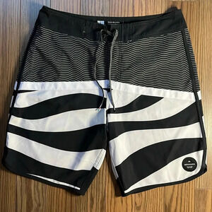 Men’s Quicksilver swim trunks size 33